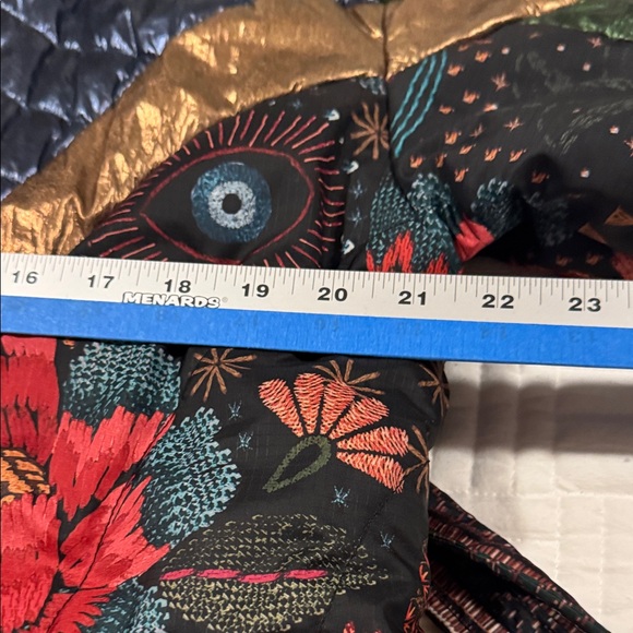 FARM Rio Black Wild Bananas Metallic Reversible Oversized Puffer Jacket - Picture 12 of 16